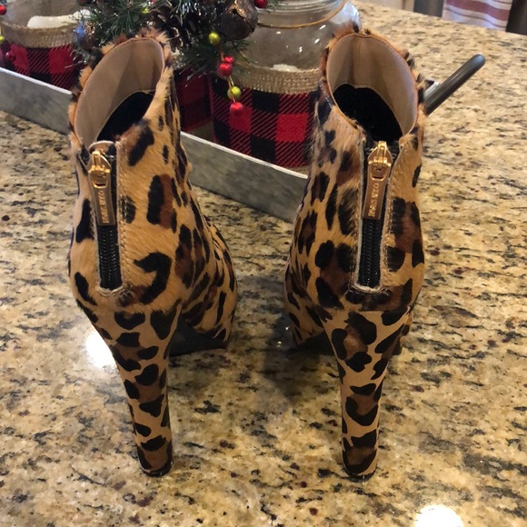Leopard boots - Picture 3 of 6
